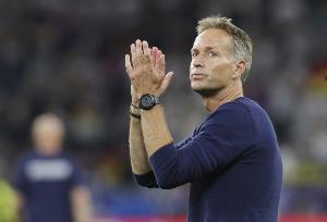 尤尔曼执教勒沃库森后前13轮德甲拿28分，各项数据均优于阿隆索